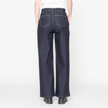 Load image into Gallery viewer, Maudie - Slub Nep Stretch by Naked & Famous Denim