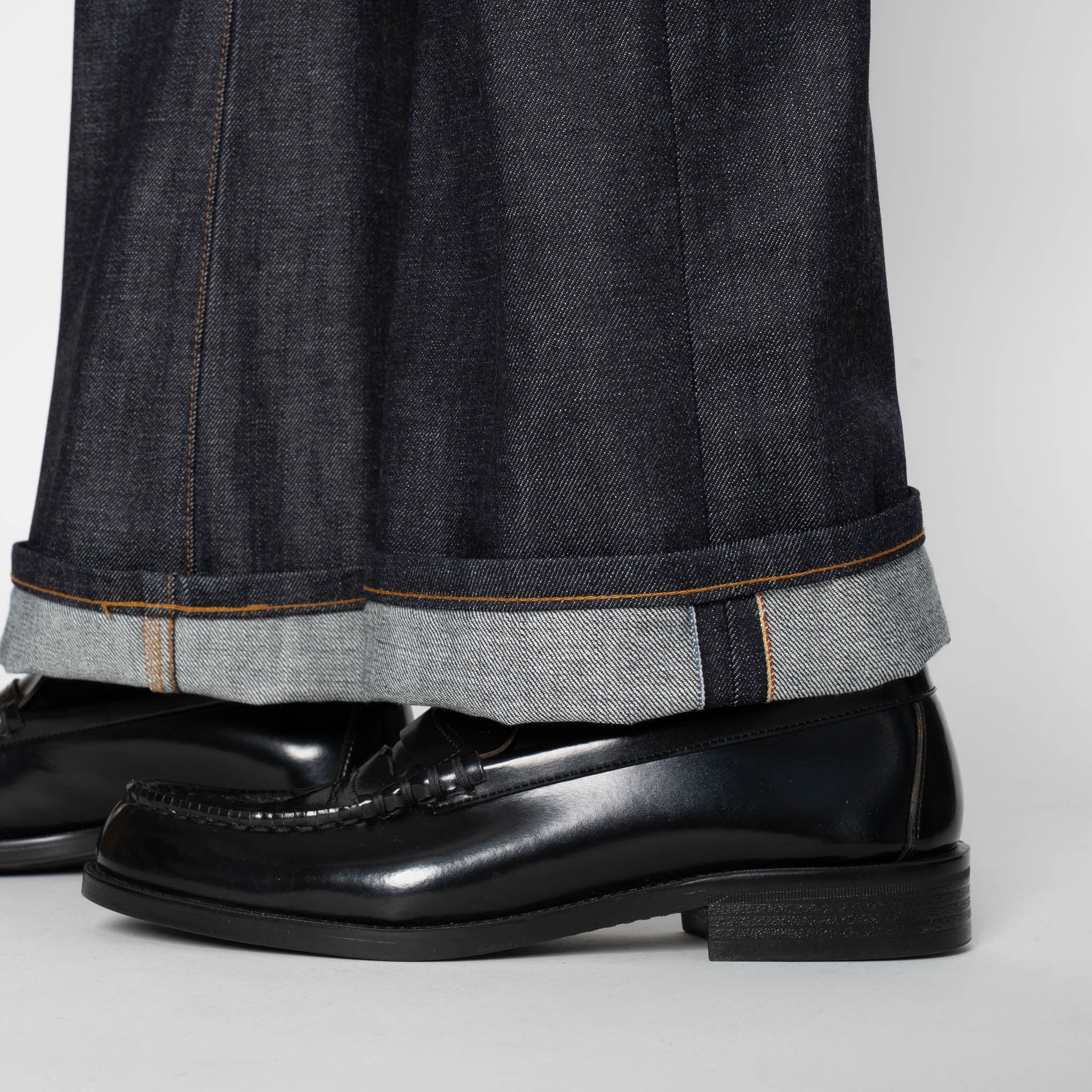 Groovy Guy - 10 Fold Selvedge - Indigo