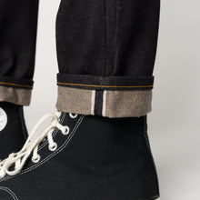 Load image into Gallery viewer, Easy Guy - All Natural Foxfibre® Selvedge
