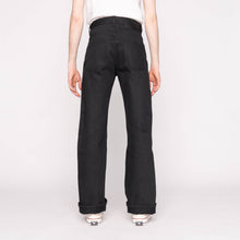 Load image into Gallery viewer, Strong Guy - Forever    Black    Selvedge
