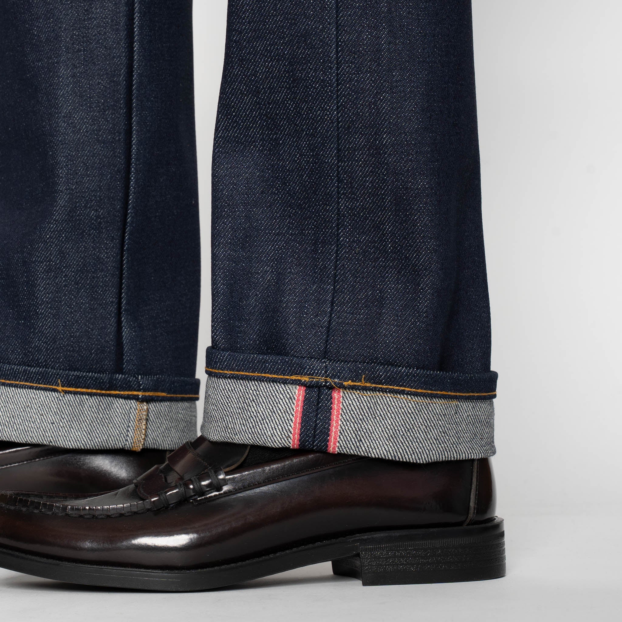 True Guy - Elephant 14 - Dirty Elephant