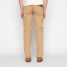 Load image into Gallery viewer, Easy Guy - Fat Fox Selvedge - Brown
