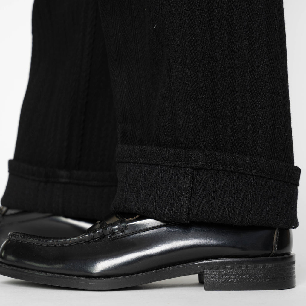 Pleated Trouser - Black Sugiaya