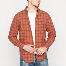 Load image into Gallery viewer, Easy Shirt - Big Slub Check Flannel - Red
