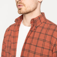 Load image into Gallery viewer, Easy Shirt - Big Slub Check Flannel - Red
