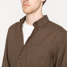 Load image into Gallery viewer, Easy Shirt - Melange Soft Twill - Brown
