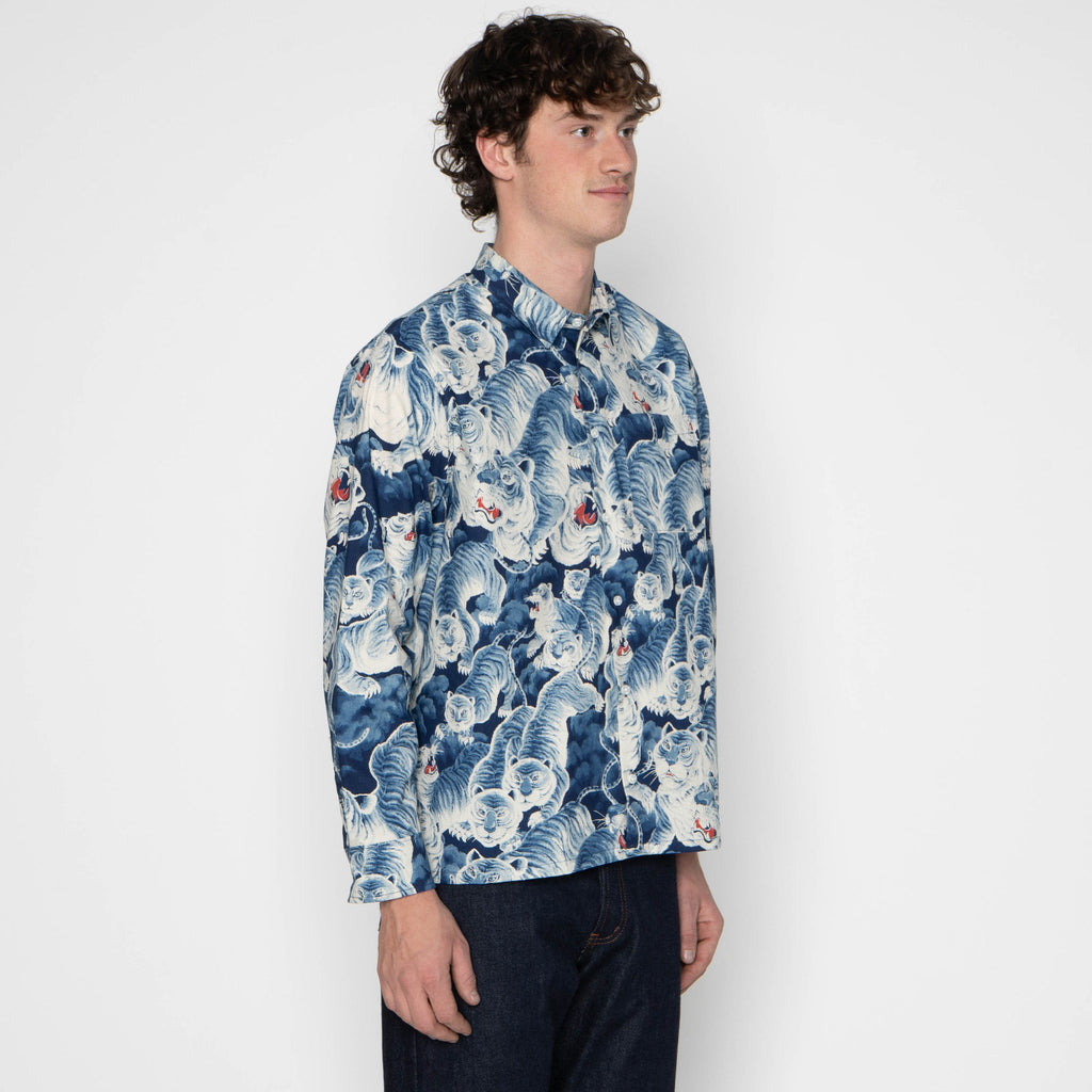 True Shirt - Japanese Tigers Indigo - Indigo by Naked & Famous Denim