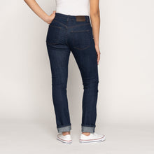 Load image into Gallery viewer, Max - Blue Comfort Stretch Selvedge | Naked &amp; Famous Denim
