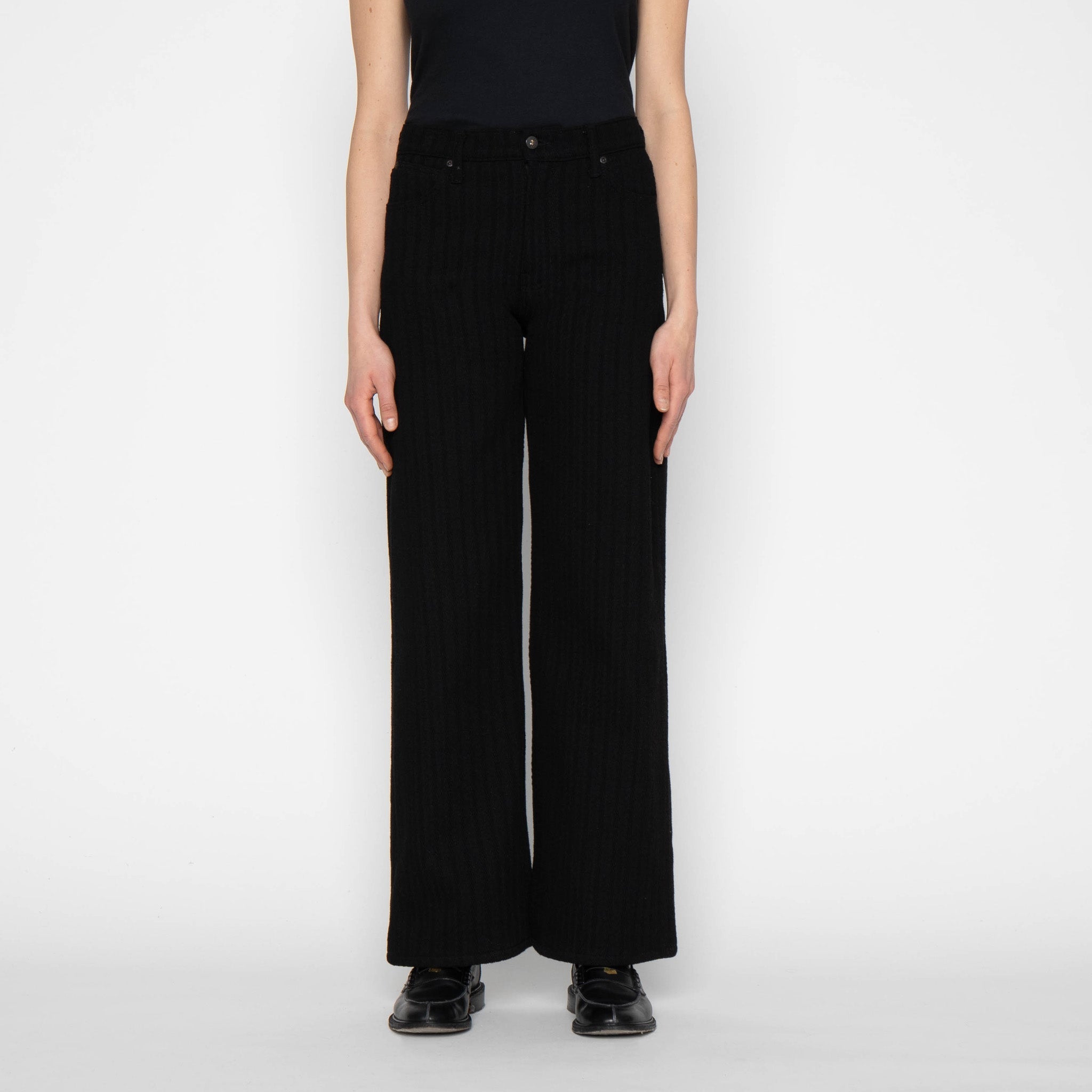 Wide Wild West - Black Sugiaya