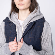 Load image into Gallery viewer, Quilted Vest - Slub Nep Rinsed - Indigo
