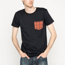 Load image into Gallery viewer, Pocket Tee - Black - Big Slub Vintage Flannel - Red
