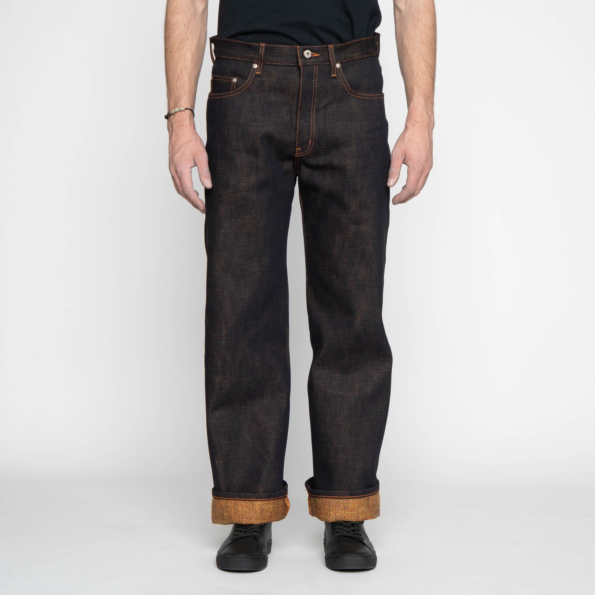 やんぞー c-boy style 80sデザインニット ブラストデニム Strong Guy - Burning Godzilla - Indigo – Naked & Famous Denim NYC