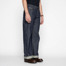 Load image into Gallery viewer, Strong Guy - Texas Chainsaw Massacre &quot;Leatherface&quot; Selvedge - Indigo by Naked &amp; Famous Denim
