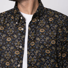 Load image into Gallery viewer, Easy Shirt - Bandana Cloth - Black | Naked &amp; Famous Denim
